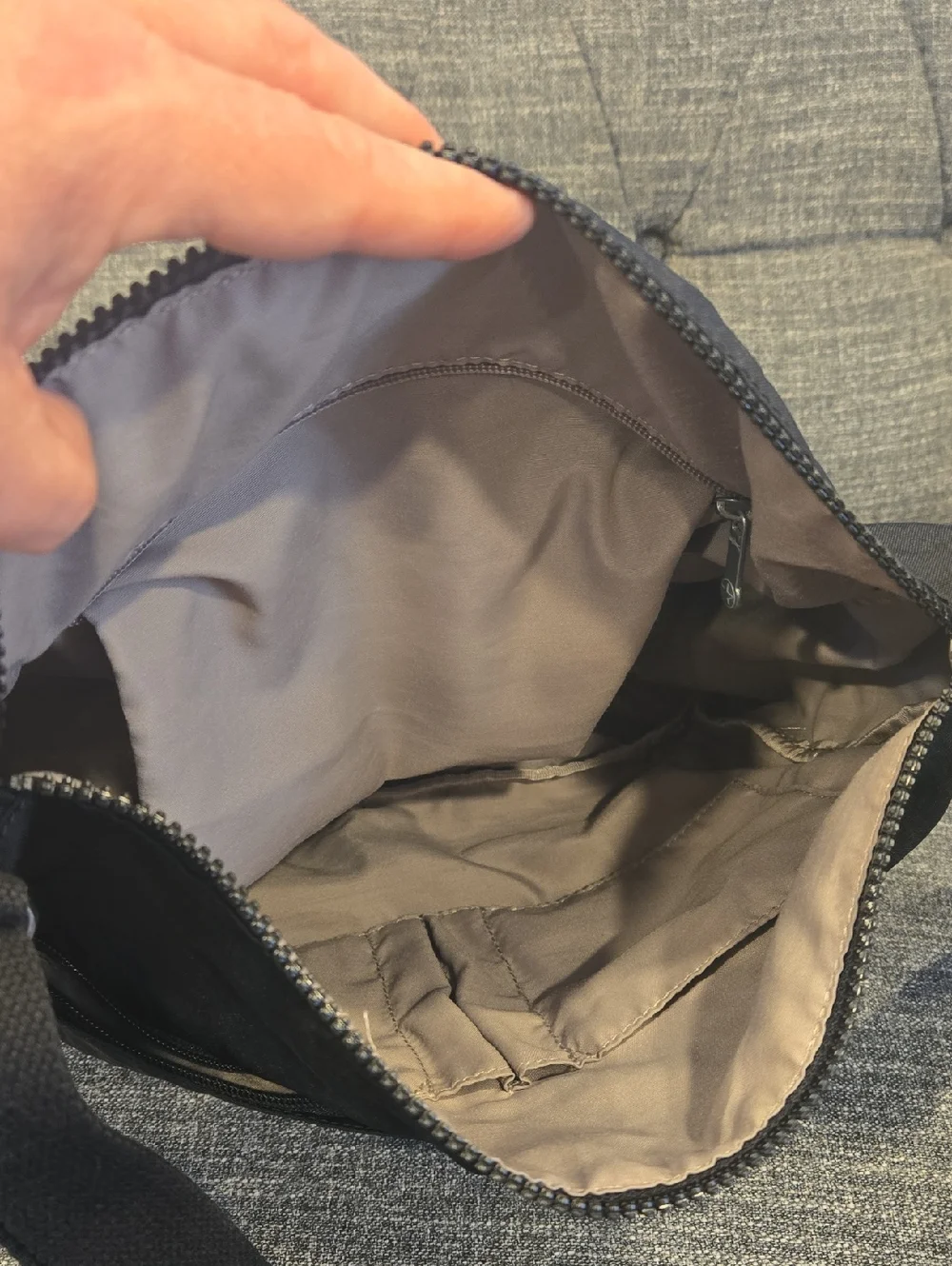 Kipling Black Purse With Exterior Zip Pockets